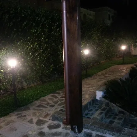 Da Zio Gino Apartman Poggiardo